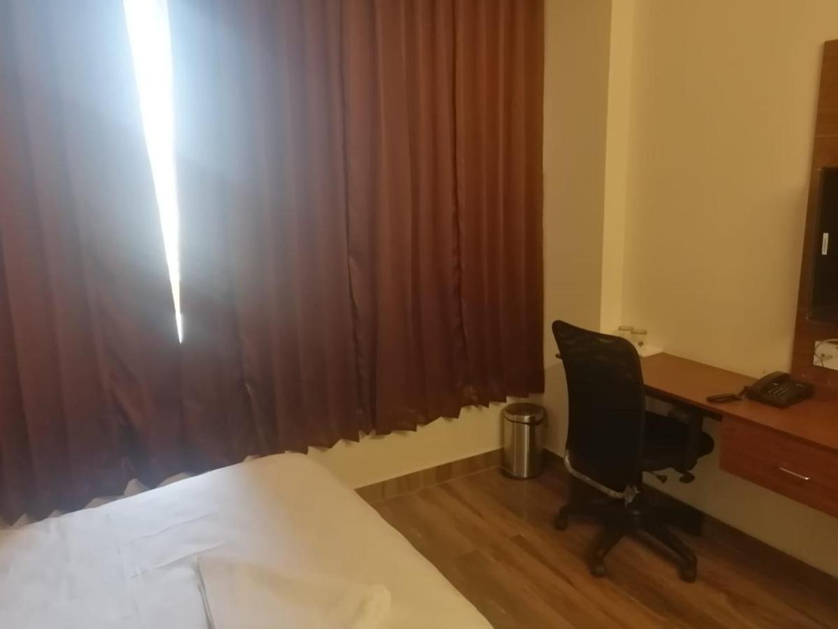 Tranquility Inn Chennai Exterior photo